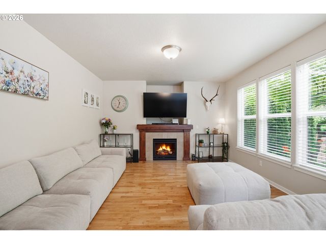 11305 Nw 2ND Ct, Vancouver, WA 98685