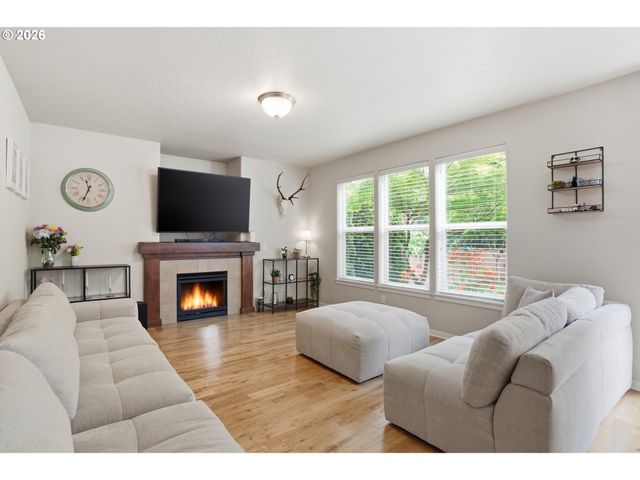 11305 Nw 2ND Ct, Vancouver, WA 98685