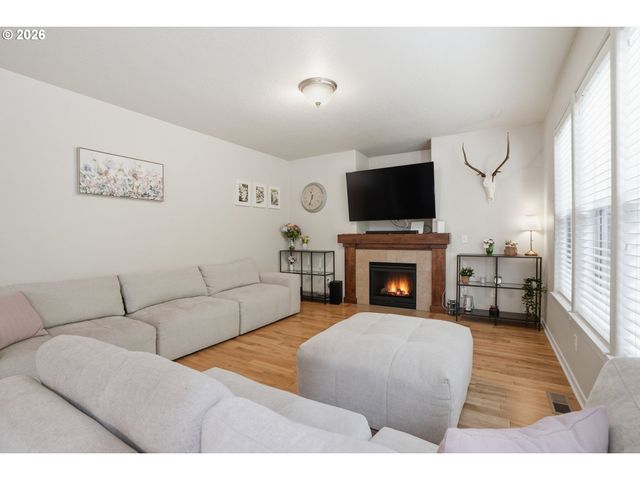 11305 Nw 2ND Ct, Vancouver, WA 98685
