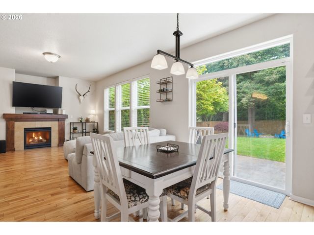11305 Nw 2ND Ct, Vancouver, WA 98685