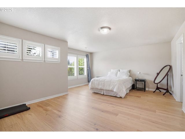 11305 Nw 2ND Ct, Vancouver, WA 98685