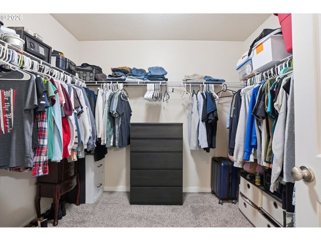 11305 Nw 2ND Ct, Vancouver, WA 98685
