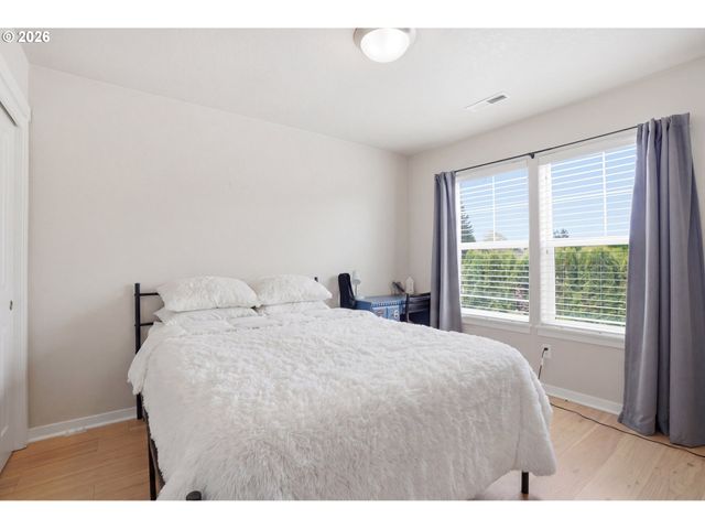 11305 Nw 2ND Ct, Vancouver, WA 98685