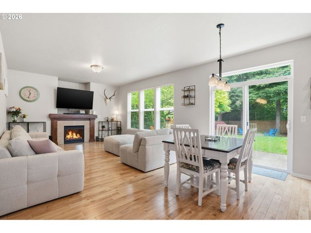 11305 Nw 2ND Ct, Vancouver, WA 98685