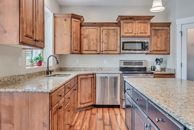 151 S 650 E, Salem, UT 84653