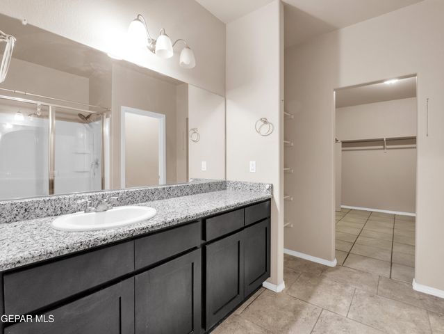 12400 CHAMBERLAIN Drive, Horizon City, TX 79928