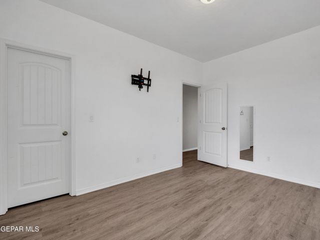 12400 CHAMBERLAIN Drive, Horizon City, TX 79928