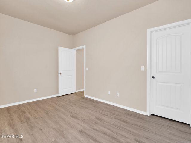 12400 CHAMBERLAIN Drive, Horizon City, TX 79928
