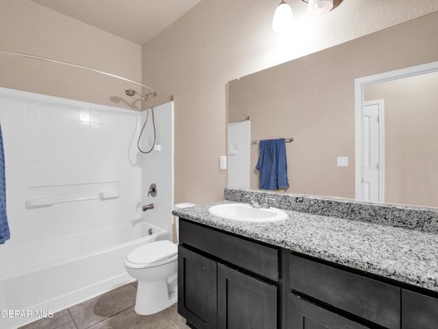 12400 CHAMBERLAIN Drive, Horizon City, TX 79928