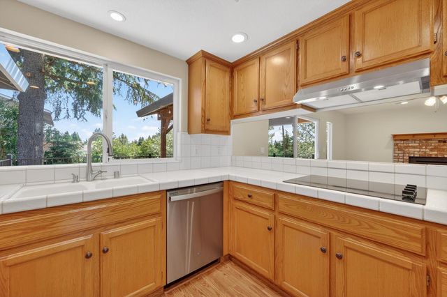 3432 Fernbrook Ct, Cameron Park, CA 95682