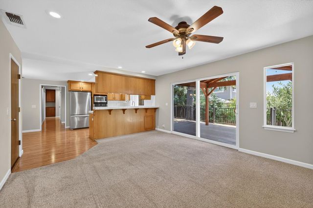 3432 Fernbrook Ct, Cameron Park, CA 95682