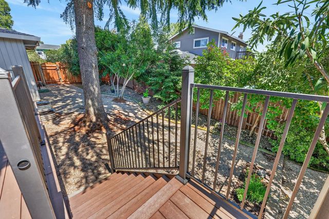 3432 Fernbrook Ct, Cameron Park, CA 95682