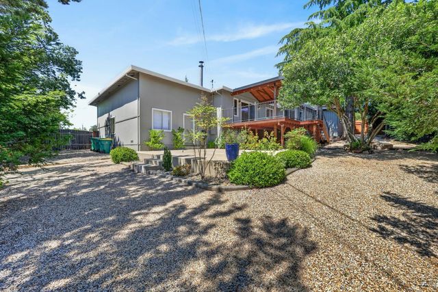 3432 Fernbrook Ct, Cameron Park, CA 95682