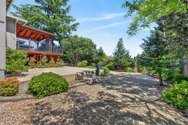 3432 Fernbrook Ct, Cameron Park, CA 95682