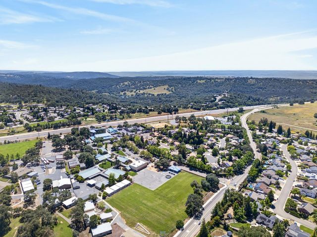 3432 Fernbrook Ct, Cameron Park, CA 95682