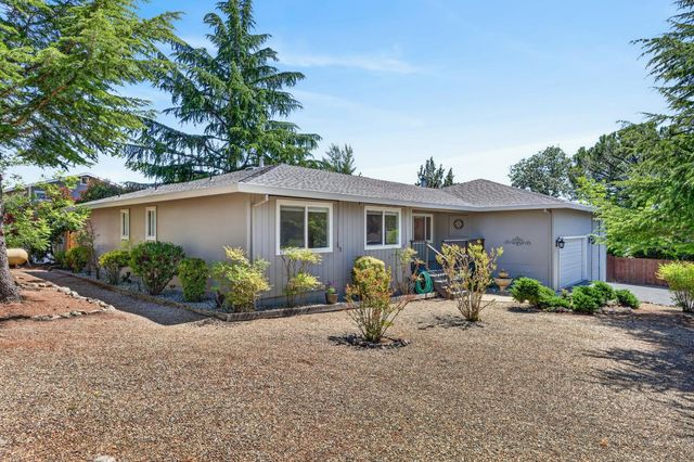 3432 Fernbrook Ct, Cameron Park, CA 95682