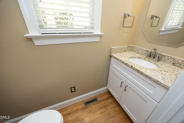 520 Highgrove Drive, Chapel Hill, NC 27516