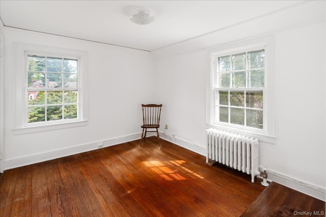 6 Helena Avenue, White Plains, NY 10605