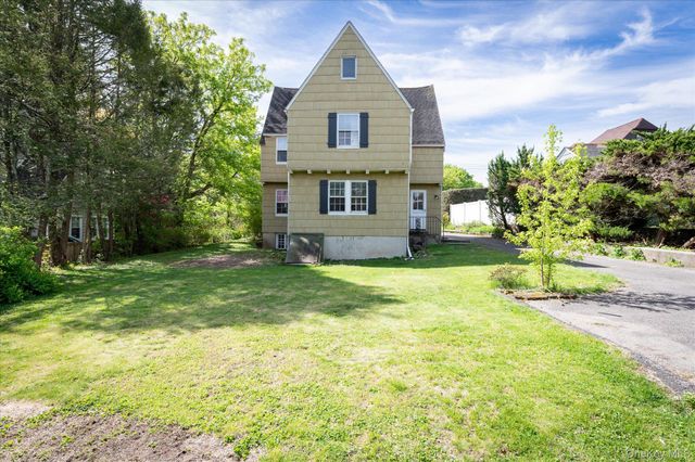 6 Helena Avenue, White Plains, NY 10605