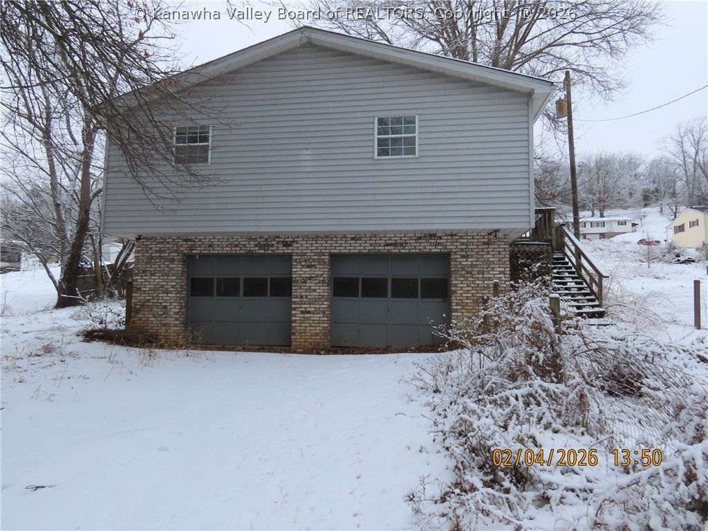 5247 Silverado Lane, Cross Lanes, WV 25313