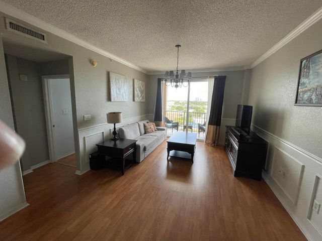 1801 N Flagler Drive 928, West Palm Beach, FL 33407