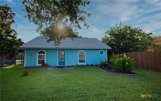68 Silkstocking Street, Port Lavaca, TX 77979