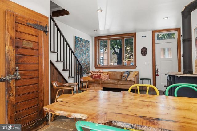 1205 S 8TH ST, Philadelphia, PA 19147