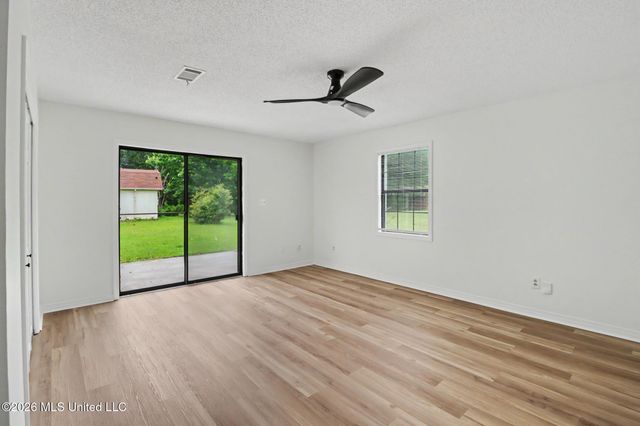 2616 Gina Street, Pascagoula, MS 39581