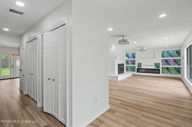 2616 Gina Street, Pascagoula, MS 39581