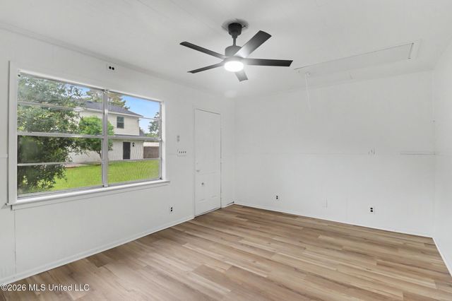 2616 Gina Street, Pascagoula, MS 39581