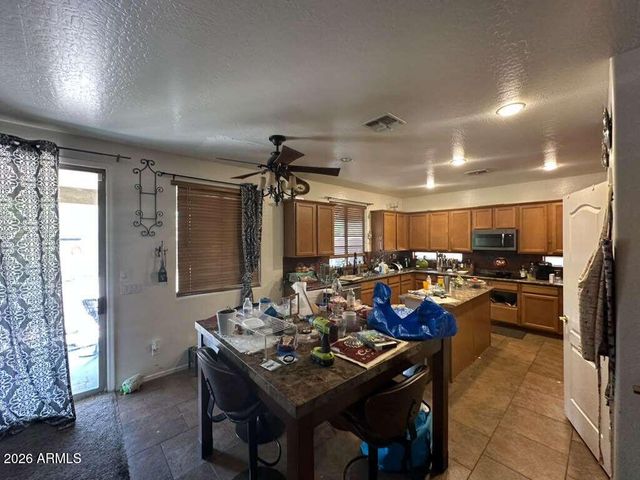 17023 W IPSWITCH Way, Surprise, AZ 85374