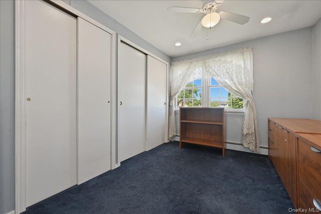 30 Universe Drive, Levittown, NY 11756