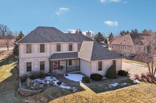 6435 W River Pointe DRIVE, Franklin, WI 53132