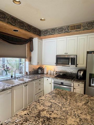 11373 Swan Canyon Rd, San Diego, CA 92131