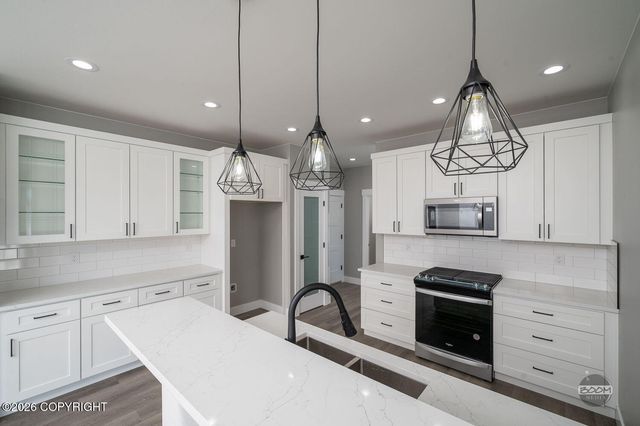 19038 Beverly Avenue, Chugiak, AK 99567
