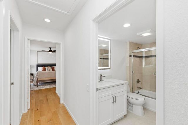 3851 Camino Lindo, University City, CA 92122