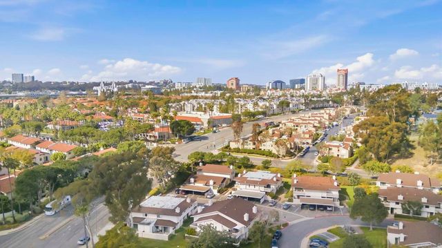 3851 Camino Lindo, University City, CA 92122