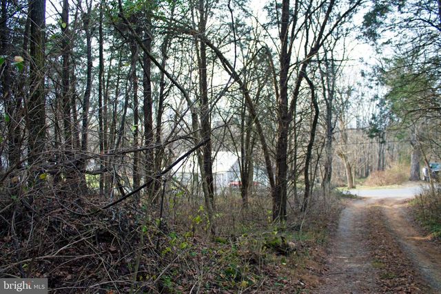 8045 AVIS MILL RD, Williamsport, MD 21795