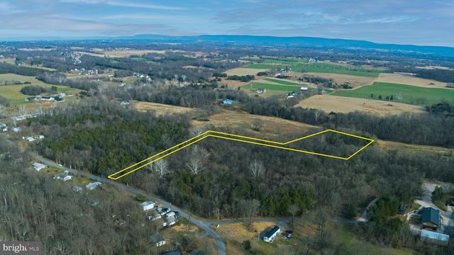 8045 AVIS MILL RD, Williamsport, MD 21795