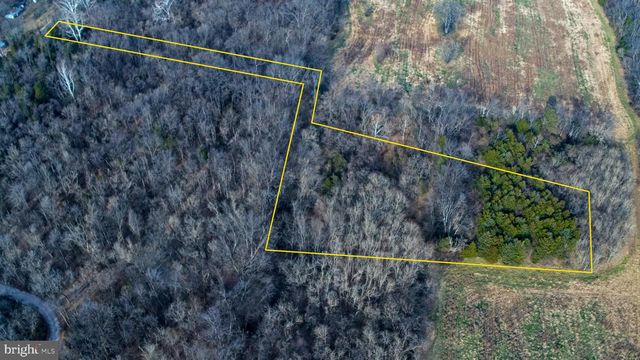 8045 AVIS MILL RD, Williamsport, MD 21795