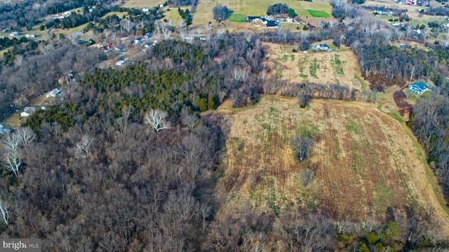 8045 AVIS MILL RD, Williamsport, MD 21795