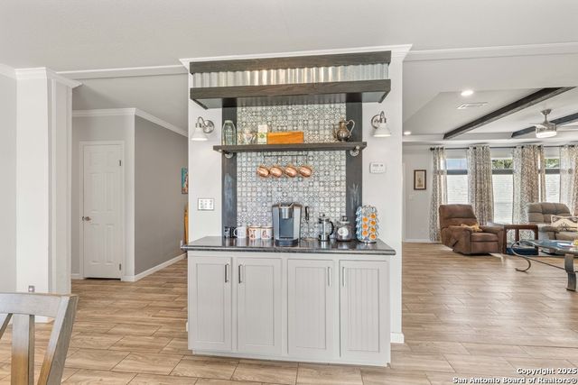 6837 state highway 173, Bandera, TX 78003