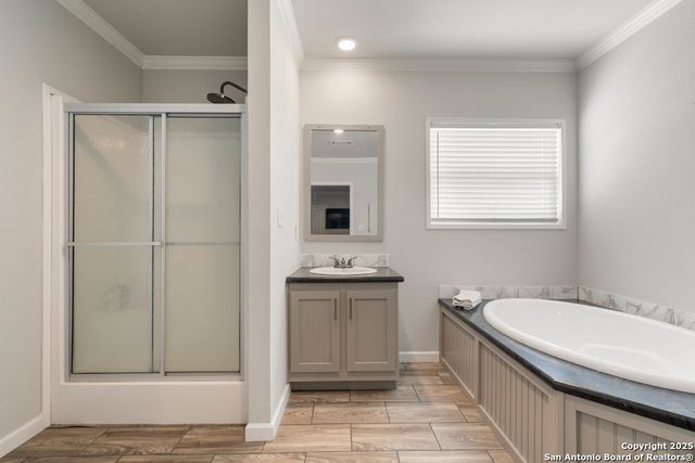6837 state highway 173, Bandera, TX 78003