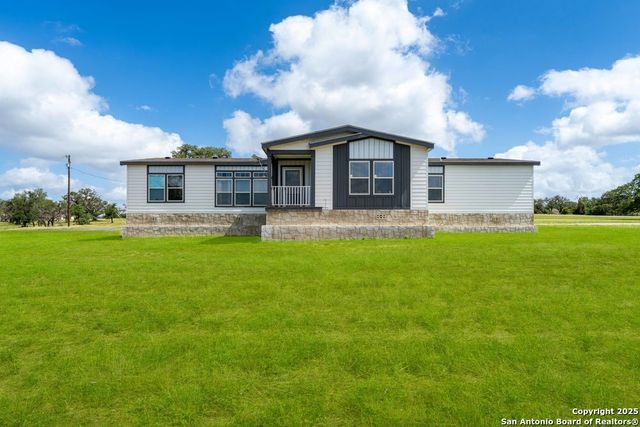 6837 state highway 173, Bandera, TX 78003