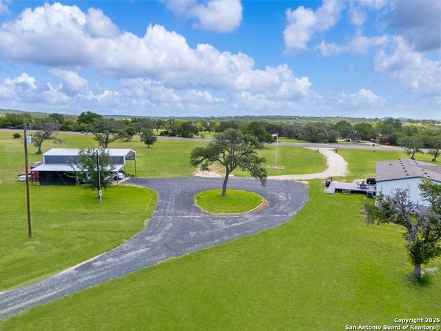 6837 state highway 173, Bandera, TX 78003
