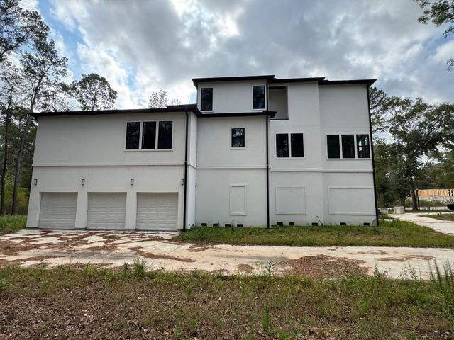 2 Deer Ridge Estates Boulevard, Houston, TX 77339