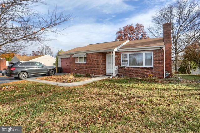 415 N PROGRESS AVE, Harrisburg, PA 17109