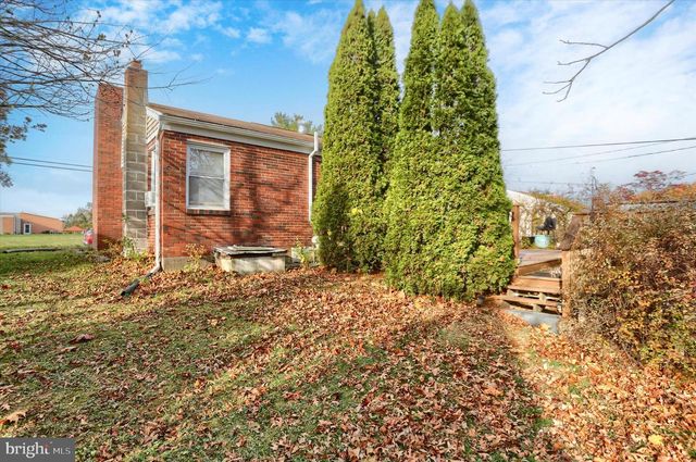 415 N PROGRESS AVE, Harrisburg, PA 17109