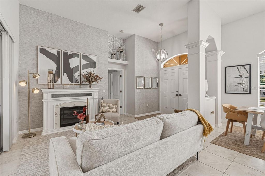 Image 13 of property listing at 3131 HERCULES ROAD, Venice, FL 34293