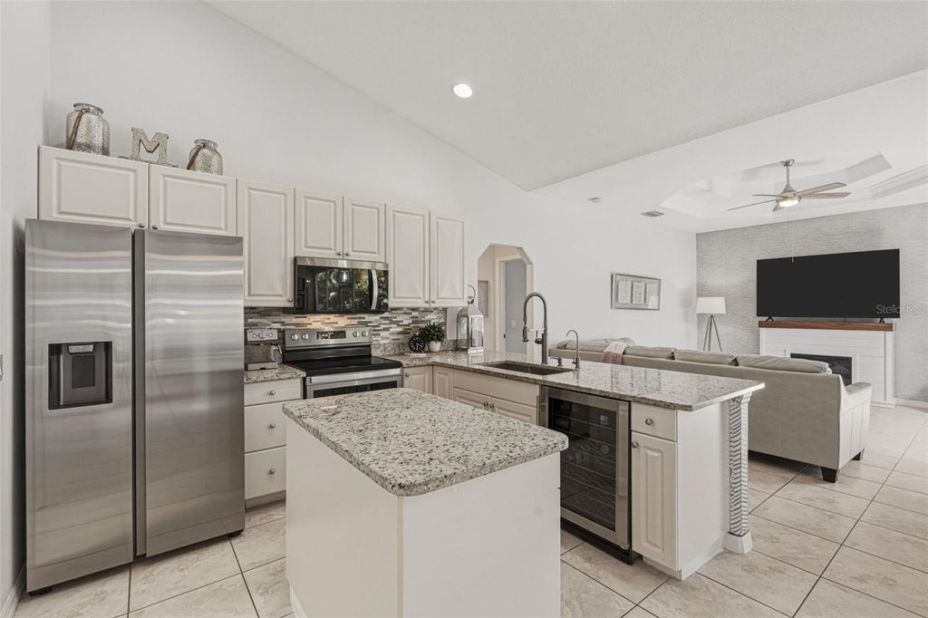 Image 26 of property listing at 3131 HERCULES ROAD, Venice, FL 34293